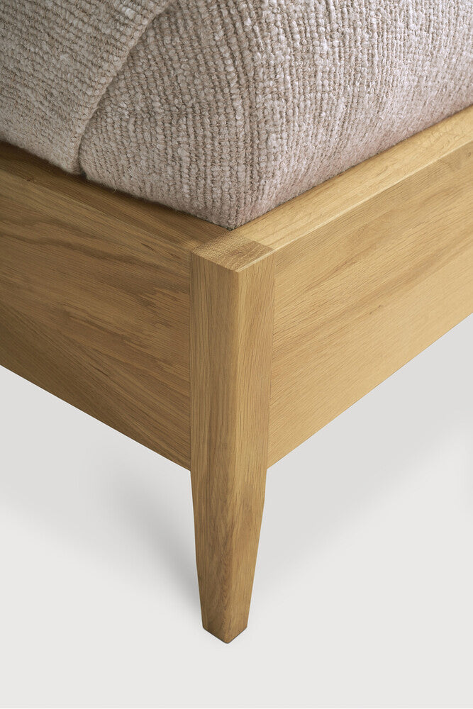 Spindle Bett
