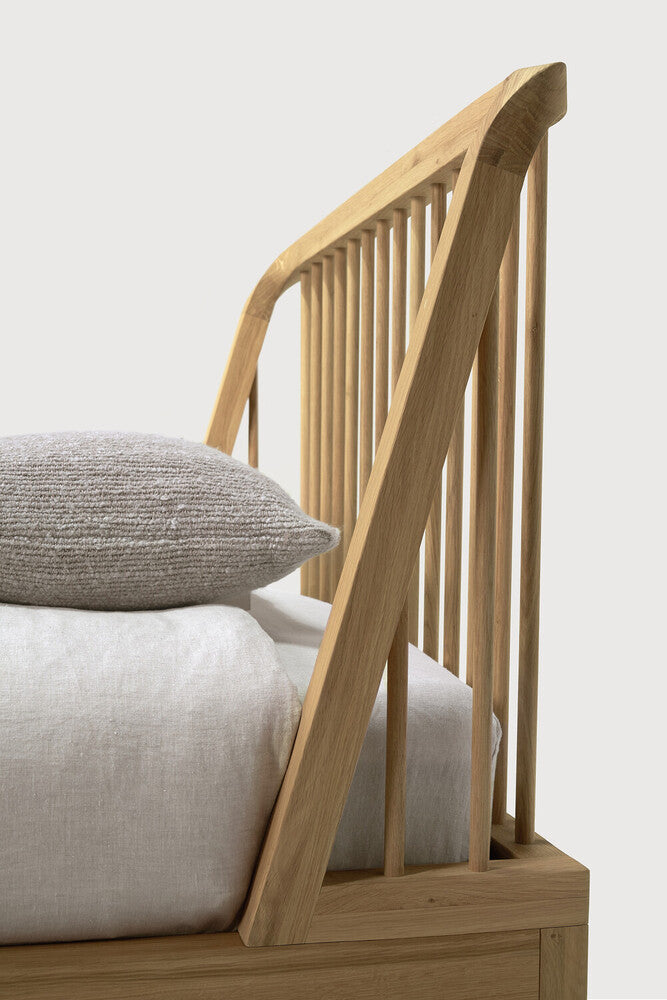 Spindle Bett